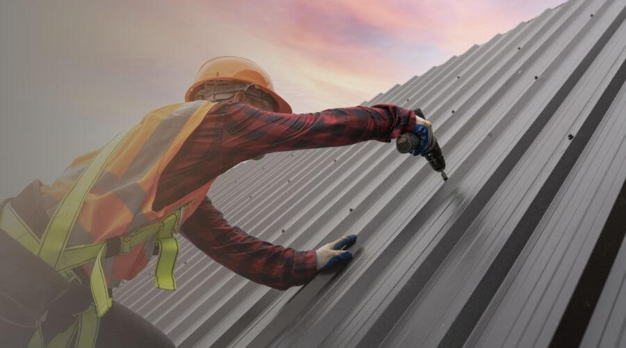 Professional gutter cleaning in Ferguson, IA